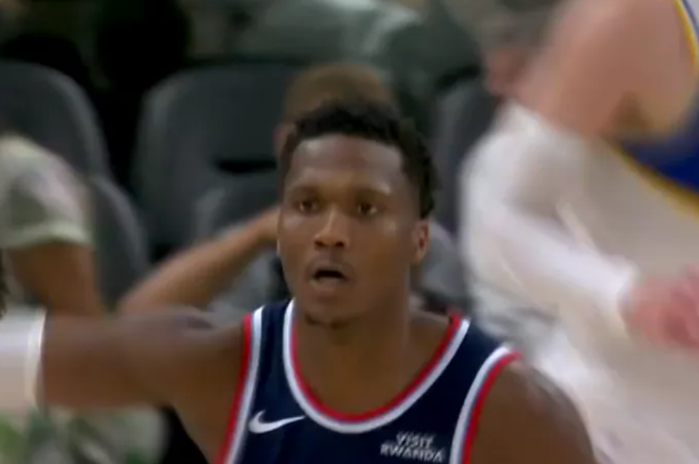 爱游戏在线登录-快船130-107步行者2喜2忧！杰克逊奇兵，尼德豪泽伤退，2配角不稳