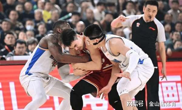 爱游戏官方网站-冲动是魔鬼！迪亚洛累计7T，再犯禁赛，付政浩:他常年高居犯规榜